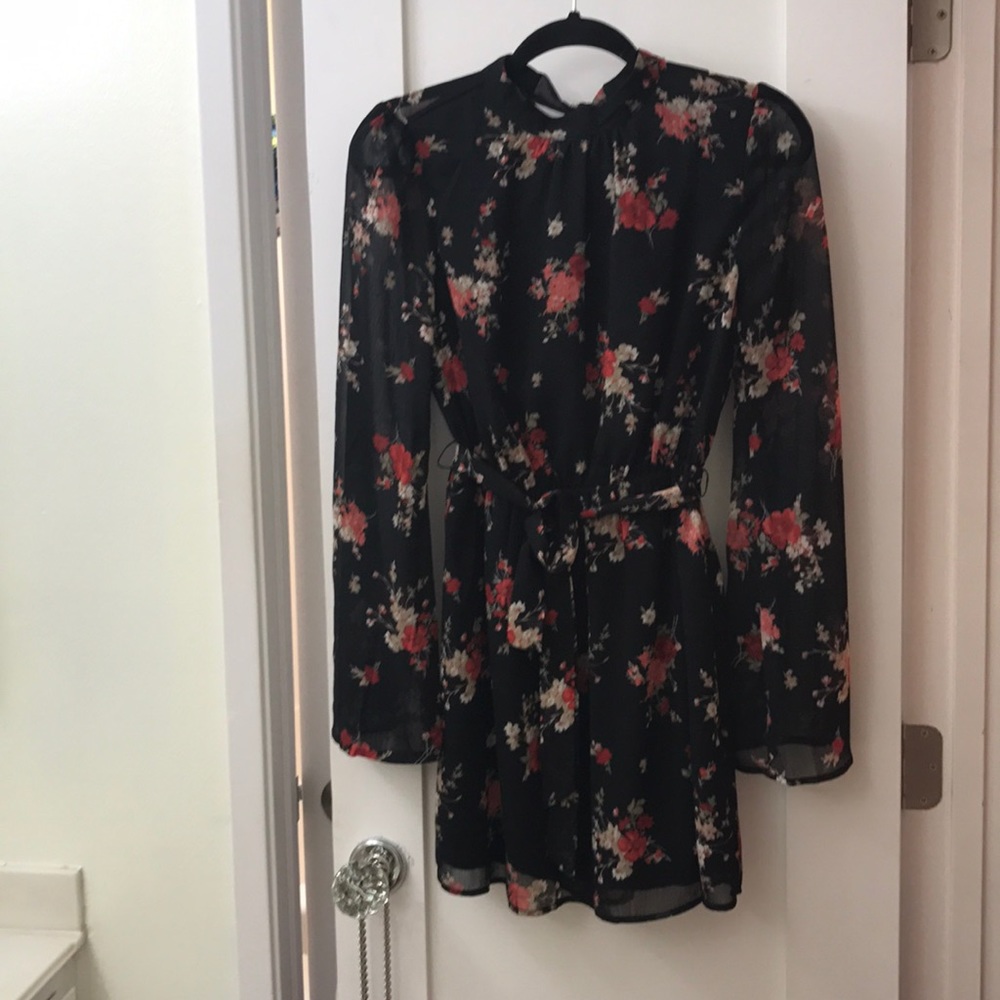 Forever 21 Bell Sleeve Open Back Dress